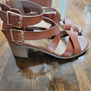 Stacked heal Cognac sandal 7.5